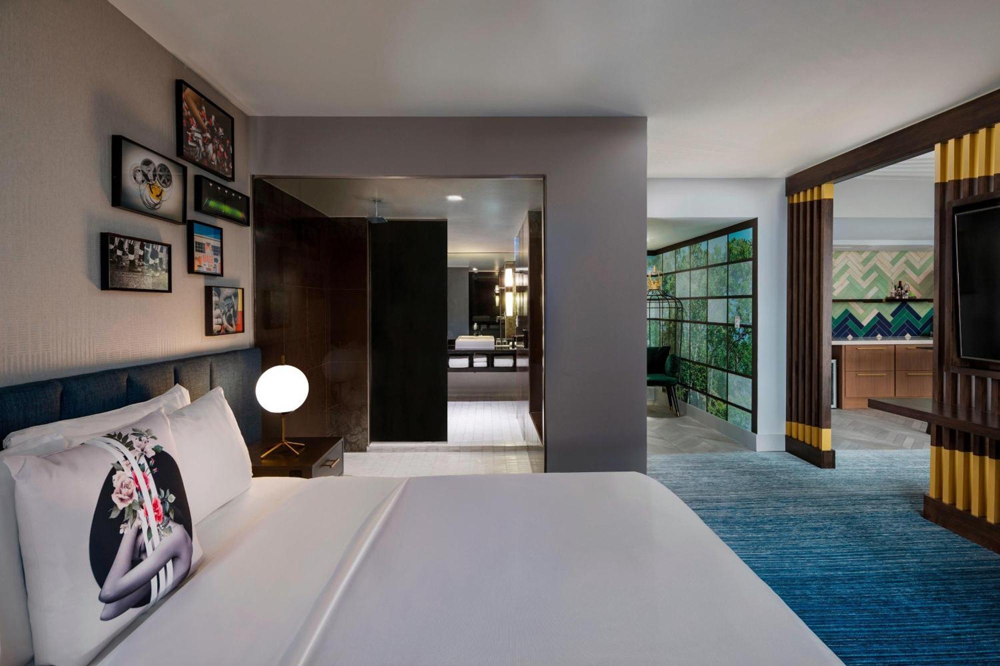 The Starling Midtown, Curio Collection By Hilton Atlanta