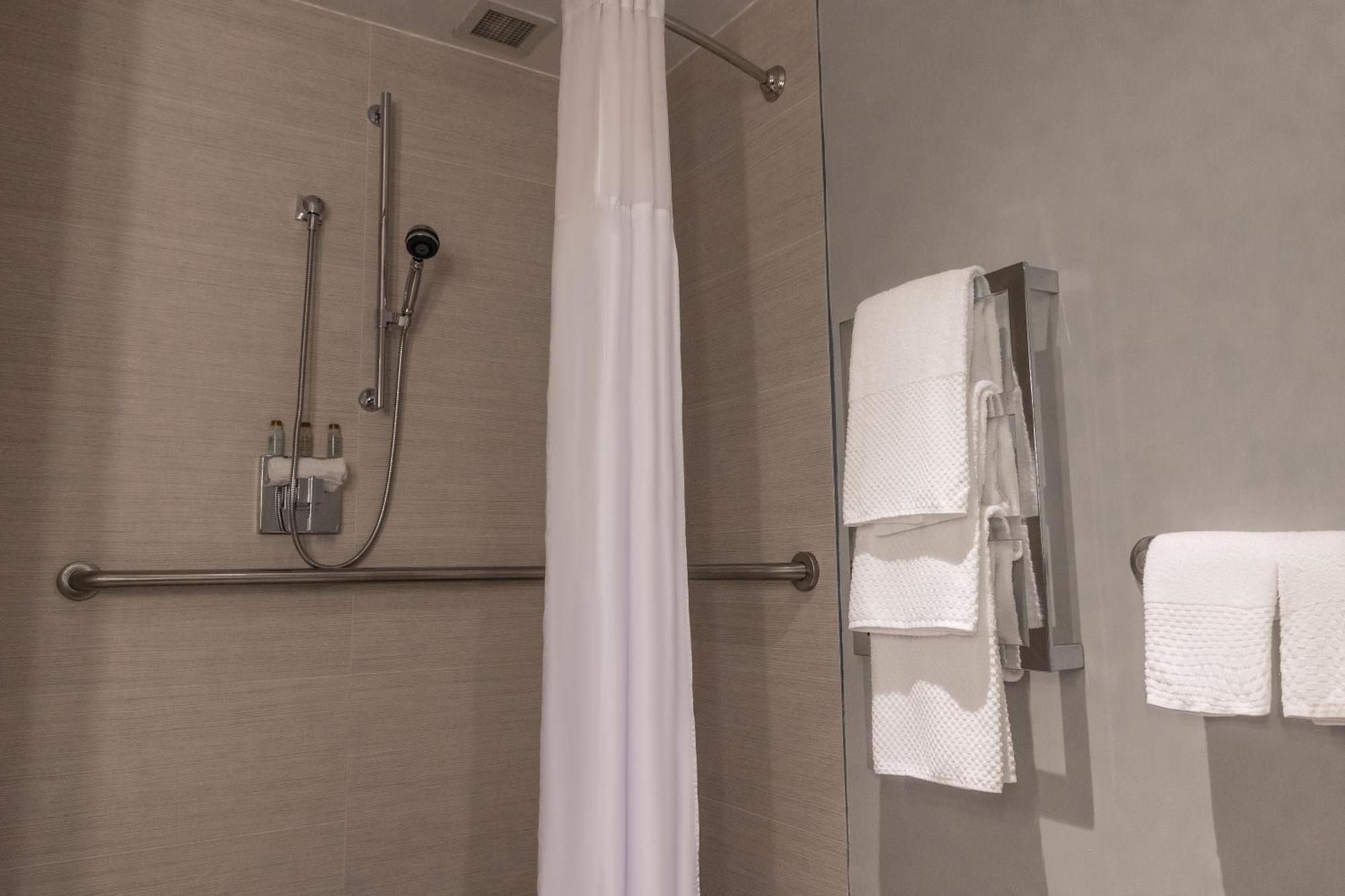 The Starling Midtown, Curio Collection By Hilton Atlanta